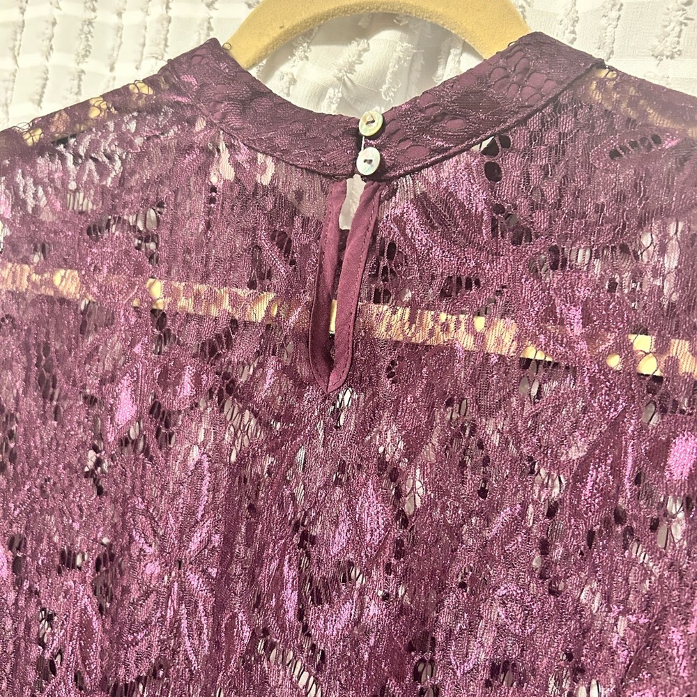 Umgee Women's Small Metallic Purple‎ Lace Bell Sleeve Babydoll Top G1259 - Picture 7 of 11